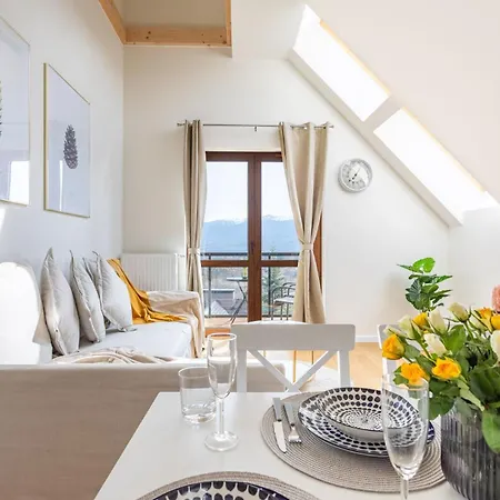 Park B26 Baseny, Sauna, Silownia * شكلارسكا بوريبا